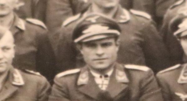 Top-Foto - die 7. Staffel des Jagdgeschwader JG 1 - Staffelkapitän Oberleutnant Heinrich Klöpper